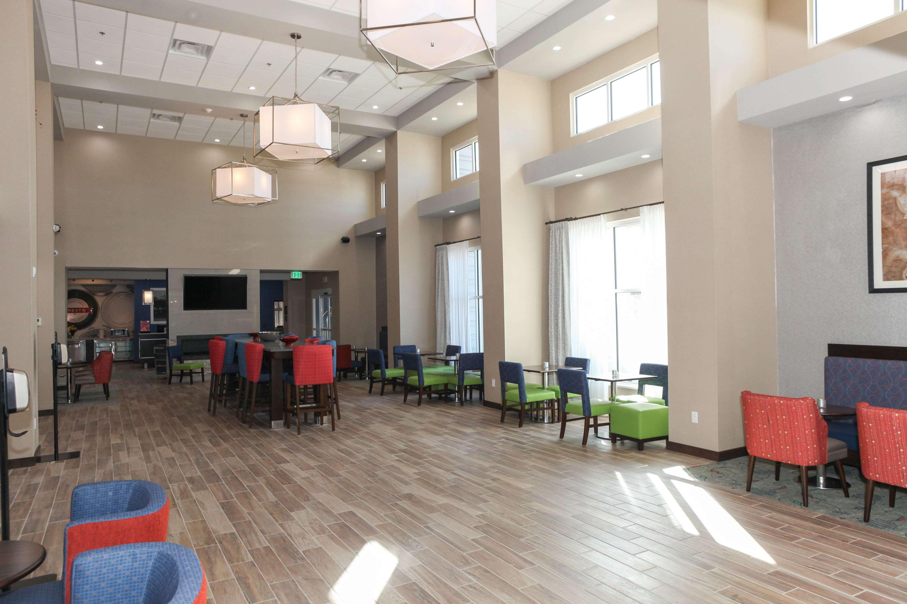 Hampton Inn & Suites Lafayette Zewnętrze zdjęcie